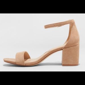 Women's faux-suede sandal pumps with 2.5in heel